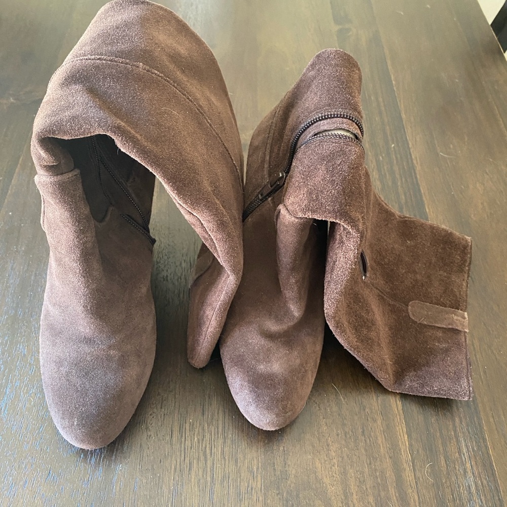 Brown Suede Women's Boots